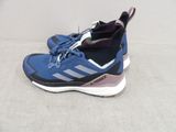 adidas running shoes size 9 5 blue and purple
