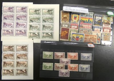 de nombreux types de timbres sur la table