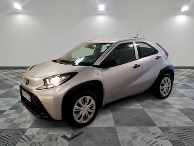 TOYOTA - AYGO X 1.0 VVT-I 72 ACTIVE - ES - Mise en service: …