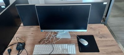 Ordinateur tout-en-1 ASUS V241EAK-WA311W avec clavier et sou… - Photo 1