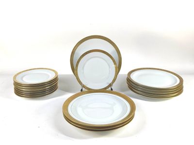 a group of plates that are sitting on a table