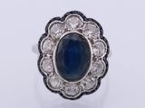 Bague ovale en saphir et diamant