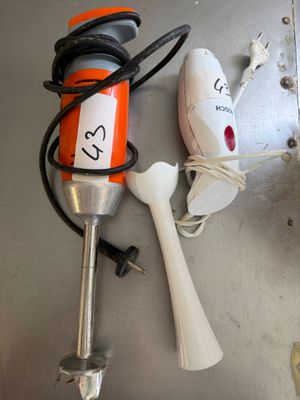 tout un tas d'outils qui traînent sur la table