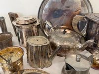 Lot d'objets en métal argenté et étain comprenant des verseu… (photo 2)