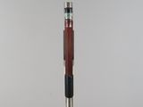 an image of a pen that is on top of a table