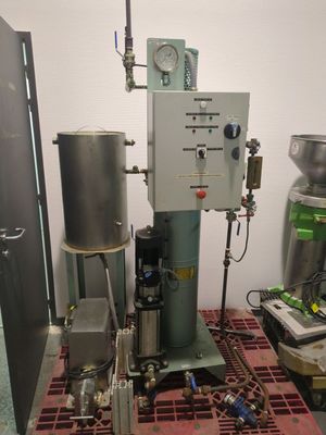 Machine à vapeur industrielle Barata, année 2013, Type EV37.