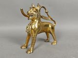 figurine en laiton représentant un bélier avec des cornes et des cornes sur le dos