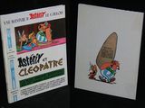 deux livres posés sur une table