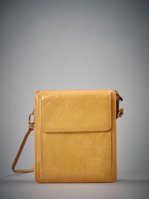 LOUIS VUITTON Motto 17 cm Sac en cuir verni monogram mangue …