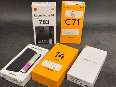 trois cartons de Redmi Note 7 et un carton de Redmi Note 7