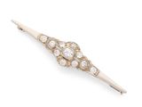 une barrette Art déco en forme de diamant