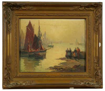 une peinture à l'huile représentant des bateaux sur l'eau et des personnes debout sur le rivage