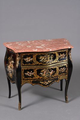 une image d'une petite commode avec un plateau en marbre
