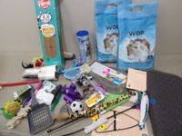 CHAT - Lot de divers jeux, accessoires, grattoirs, on y join…