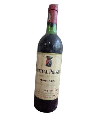 Une bouteille de Château Pouget Grand cru classé de Margaux …