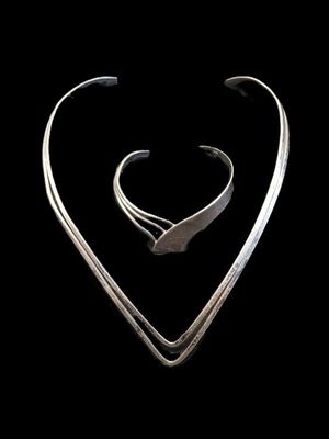 Ensemble en argent 925 °/°° composée d'un collier jonc de fo… - Photo 1