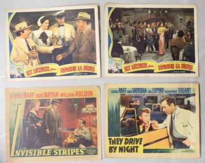 quatre affiches de films anciens représentant un homme et une femme dans une voiture