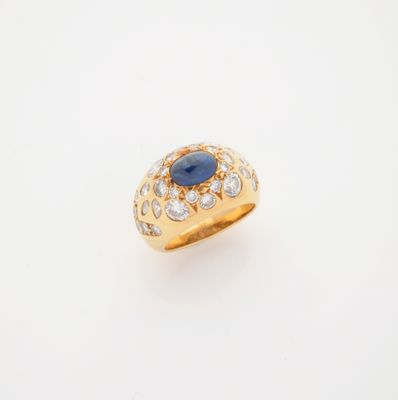Bague ovale en saphir et diamant