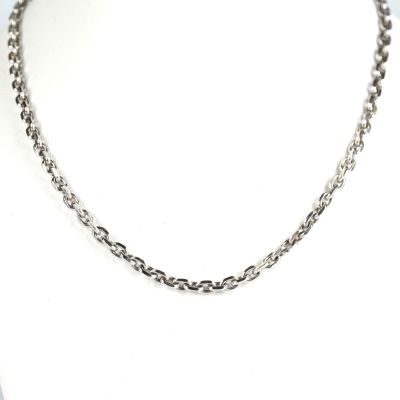 gros plan d'un collier sur un mannequin mannequin mannequin mannequin mannequin mannequin mannequin mannequin mannequin