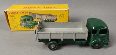 DINKY TOYS. Simca « Cargo » Benne basculante bel état, ref :…