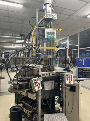 une image d'une machine dans une usine