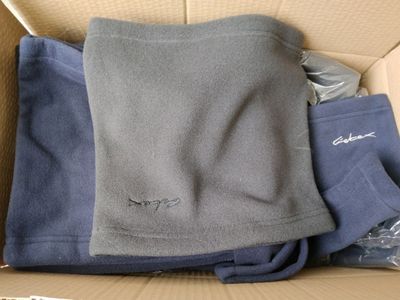 Lot d'environ 3 kg de tour de cou GETEX - NEUFS - TVA Récupé…