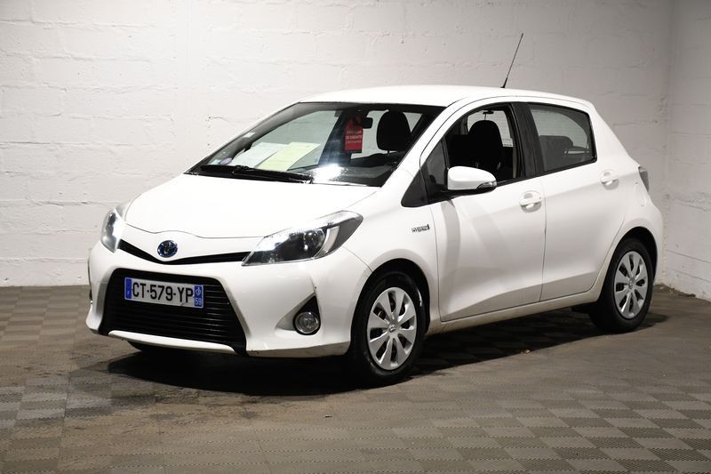 VP TOYOTA YARIS 1.5 VVTI 100H 75 MHEV DYNAMIC BUSINESS BVA -…