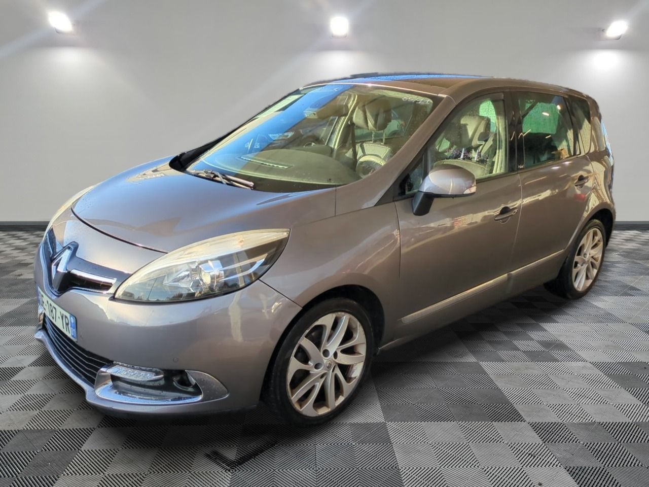 RENAULT - SCENIC DCI 150 FAP INITIALE A - GO - Mise en servi…