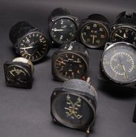 Instruments de vol britannique. (photo 2)