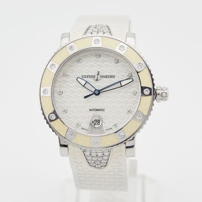 Ulysse Nardin Montre Lady Diver, réf. 8103-101 Boîtier acier…