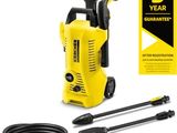 un compresseur jaune avec des tuyaux, et d'autres tuyaux à côté
