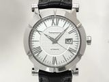 une image d'une montre en gros plan sur fond blanc