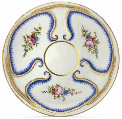 Sous-Tasse EN Porcelaine Russe DU Service ‘Feuille DE Chou’