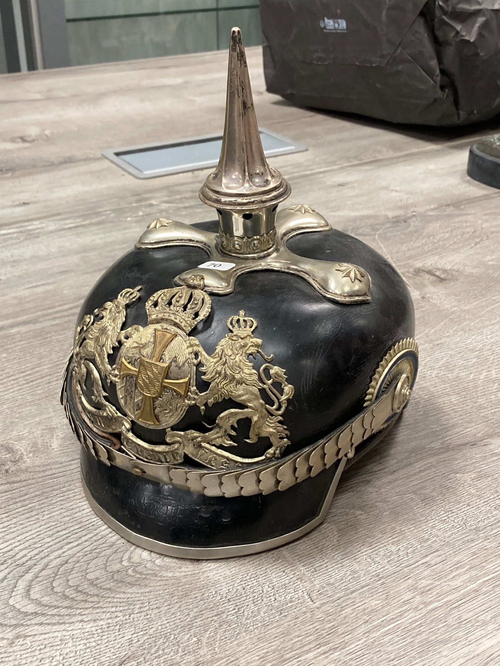 CASQUE à pointe d'officier de réserve du 1er régiment de che…