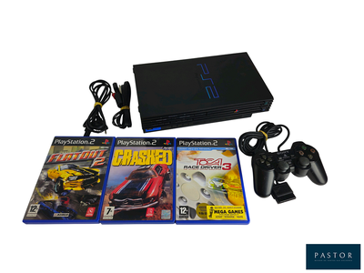 une console de jeux vidéo avec deux jeux et une manette