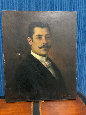 École du 19e, portrait d'homme en habit point l'huile sur toile. ...