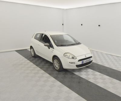FIAT PUNTO 1.2 69 YOUNG 3P. Pour obtenir le contrôle techniq…