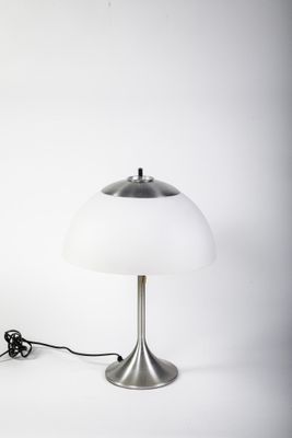 Dans le goût d'UNILUX Lampe champignon, le pied façon tulipe…