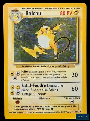 La carte Pokémon représente un Pikachu.