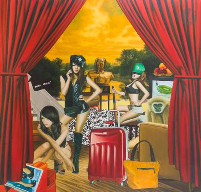 un tableau représentant un groupe de femmes assises devant un rideau rouge
