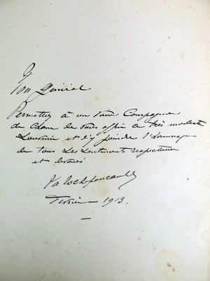 un gros plan sur un texte écrit sur une feuille de papier
