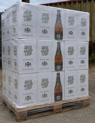 Palette de 35 cartons de 6 bouteille saveur raisin blanc pét…