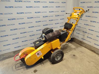 an image of a machine that is parked in a room