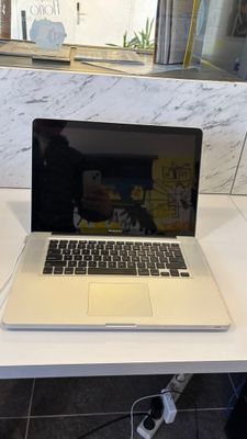 APPLE Ordinateur portable MacBook Pro Mod. A1286 15" INTEL C…