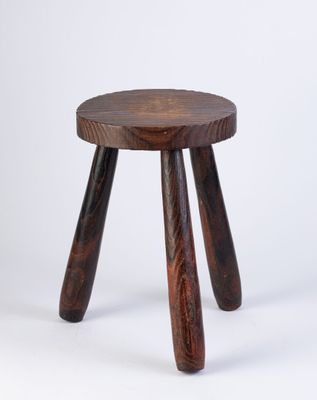 TRAVAIL 1960 Tabouret tripode à assise en pin massif teinté …