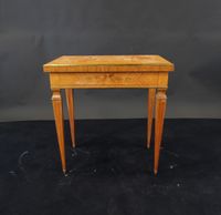 Table de jeu rectangulaire en placage de bois de rose ouvran…