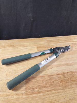 3.71// coupe branches, retour client, vendu en l'état