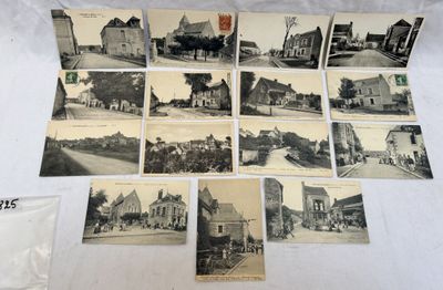 plusieurs vieilles photographies en noir et blanc d'une ville avec des bâtiments