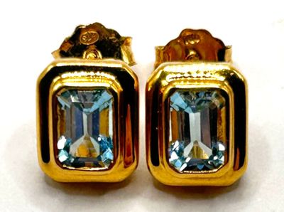 Paire de clous d'oreilles en or jaune 18 K 750 ml agrémentés au centre - Photo 1