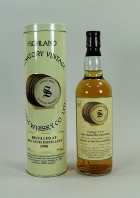 une image représentant une bouteille de whisky à côté d'un bidon